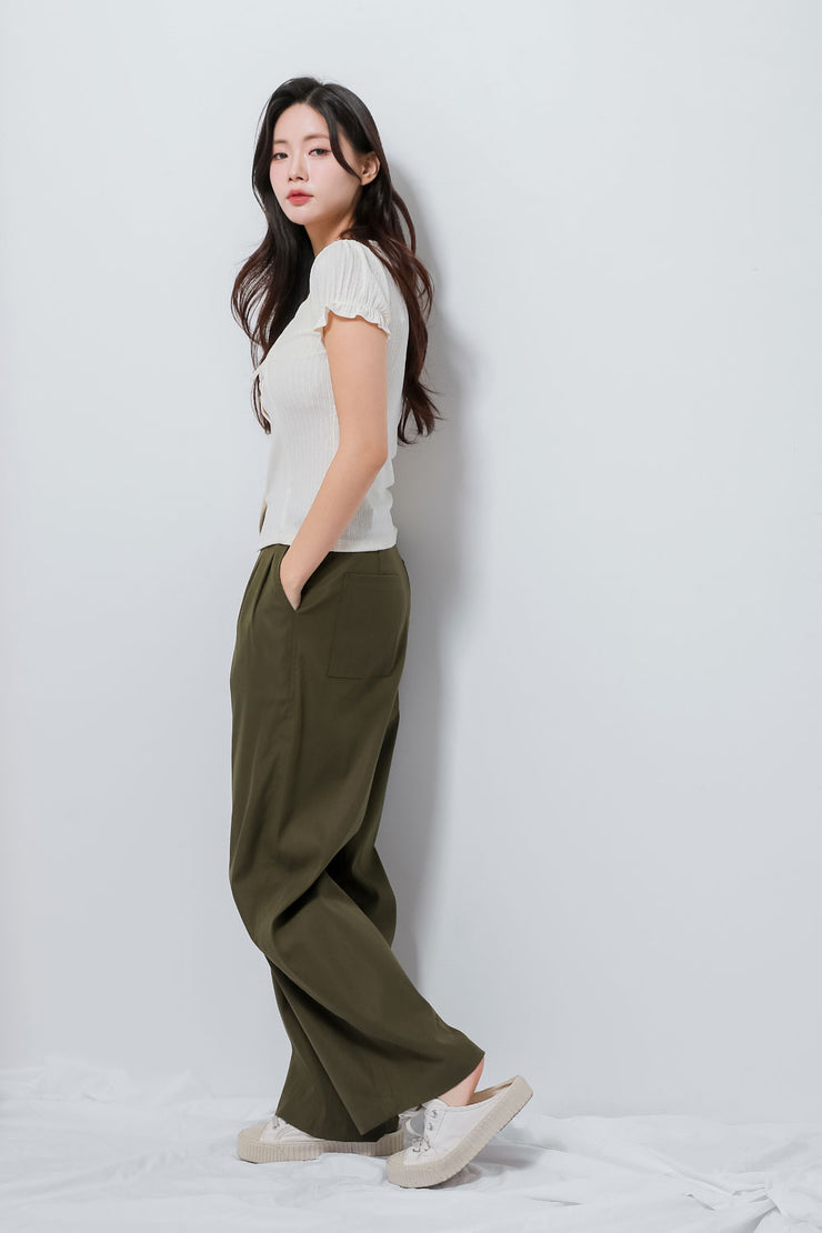 Tucked Trousers