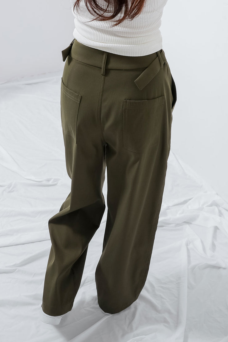 Tucked Trousers