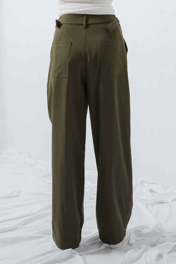 Tucked Trousers